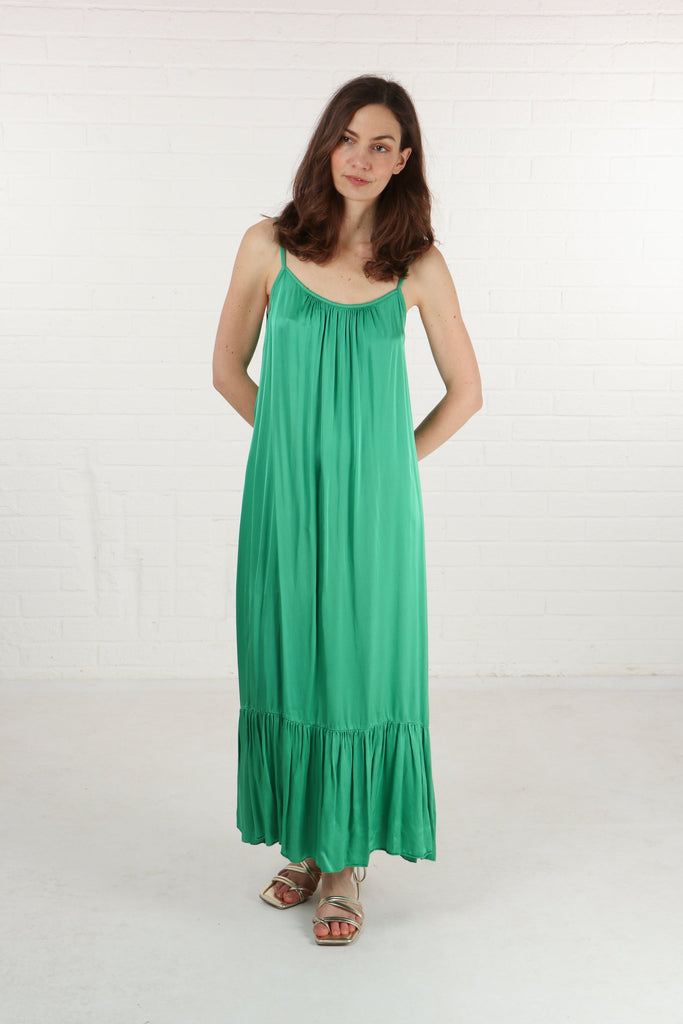 green maxi strappy summer dress with spaghetti straps
